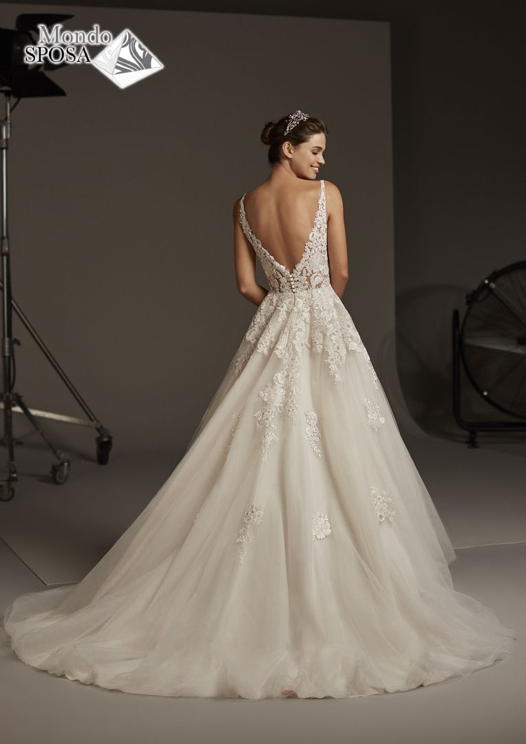 sposa-pronovias-215-2-mondosposa