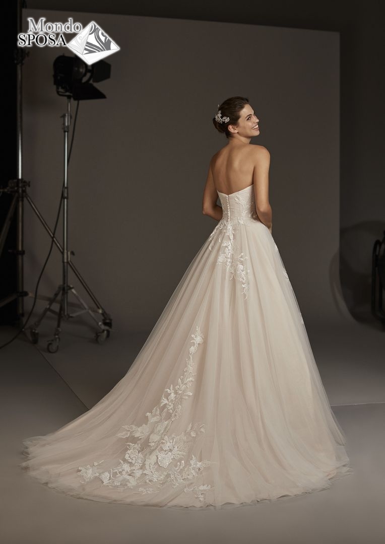 sposa-pronovias-232-2-mondosposa